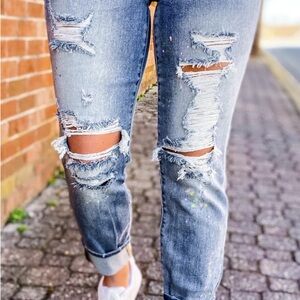 Judy Blue Boyfriend Paint Splatter size 9/29 Distressed Blue Jeans for Women